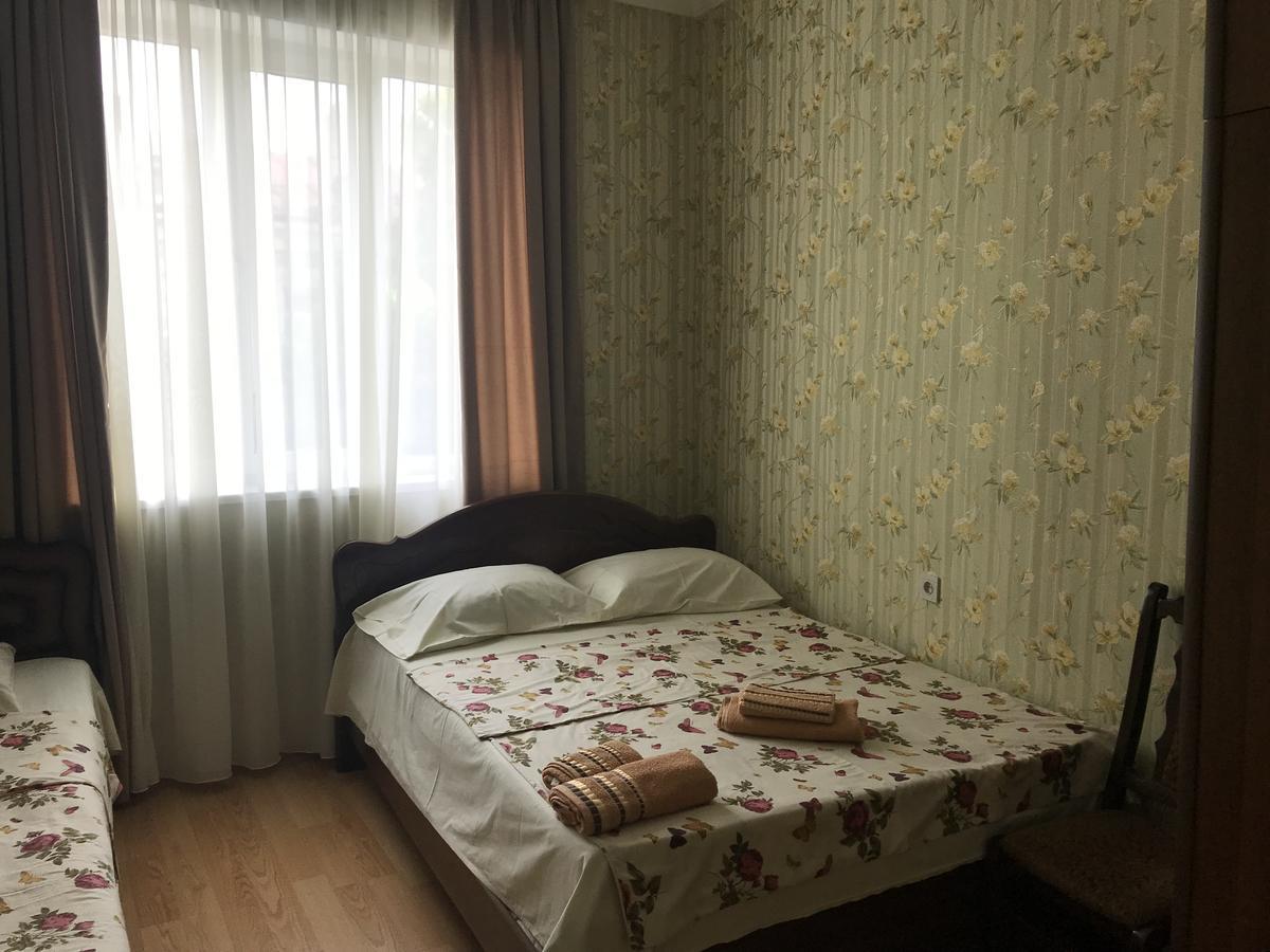 Io Apartment Tbilisi Eksteriør billede